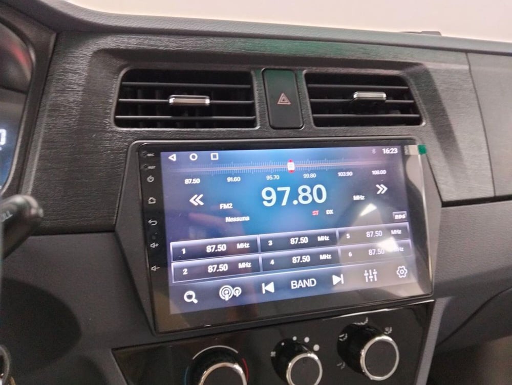 Kia e-Niro nuova a Como (14)