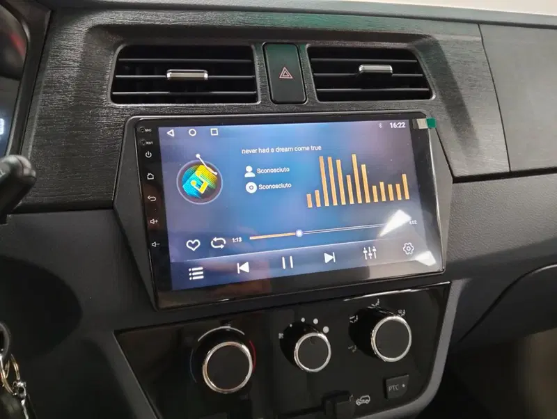 Kia e-Niro nuova a Como (15)