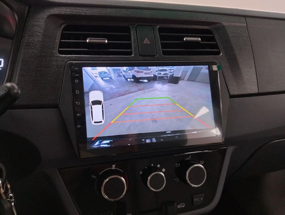 Kia e-Niro nuova a Como (16)