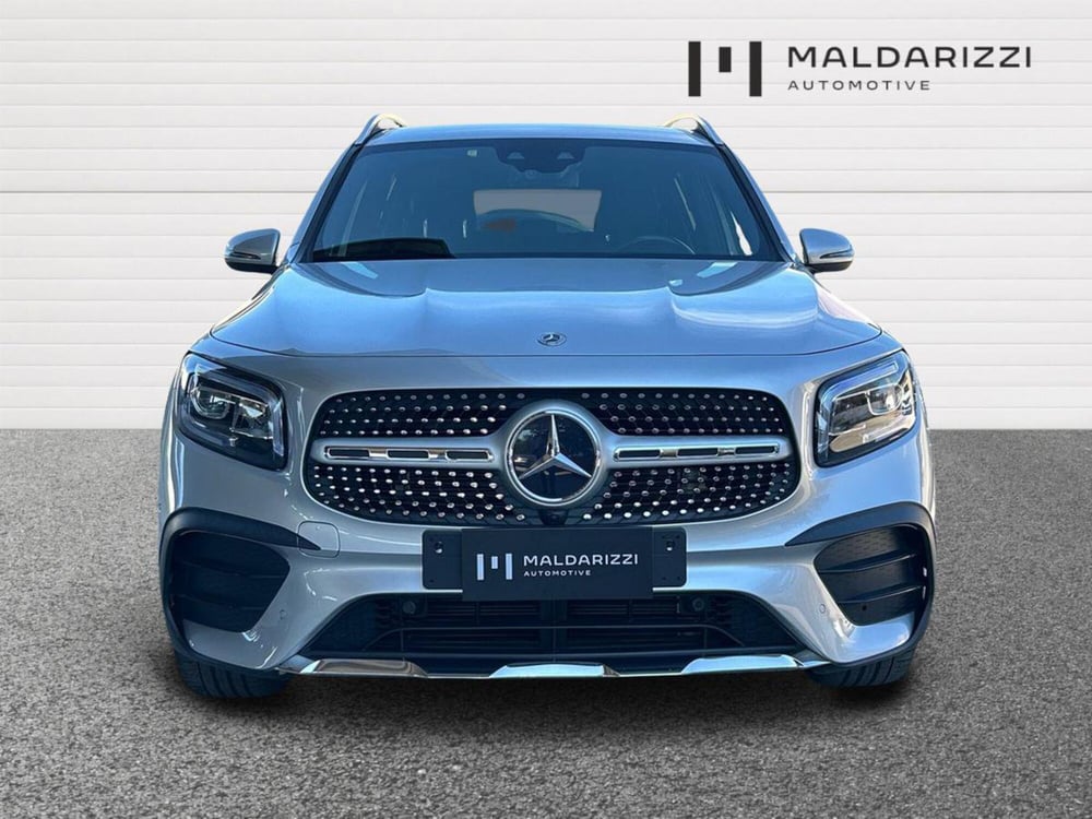 Mercedes-Benz GLB usata a Bari (12)