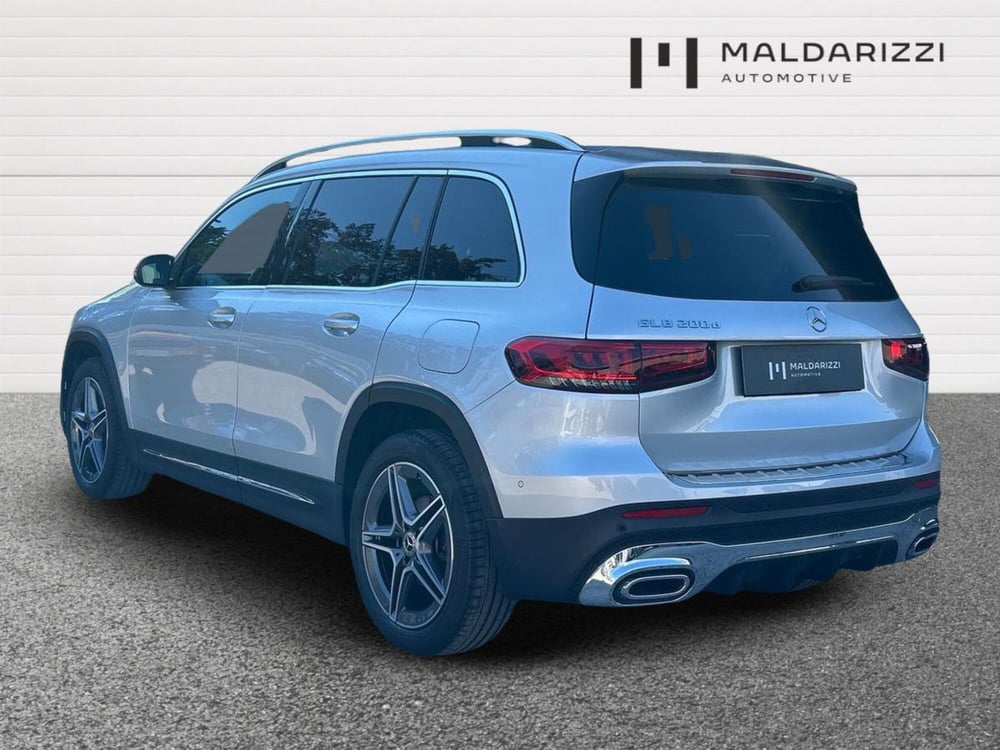 Mercedes-Benz GLB usata a Bari (4)