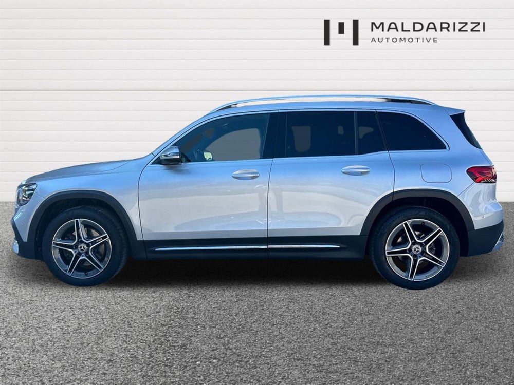Mercedes-Benz GLB usata a Bari (5)
