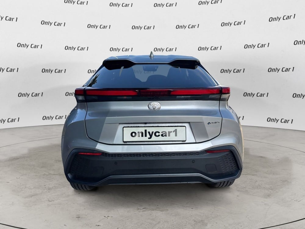 Toyota Toyota C-HR nuova a Ferrara (4)