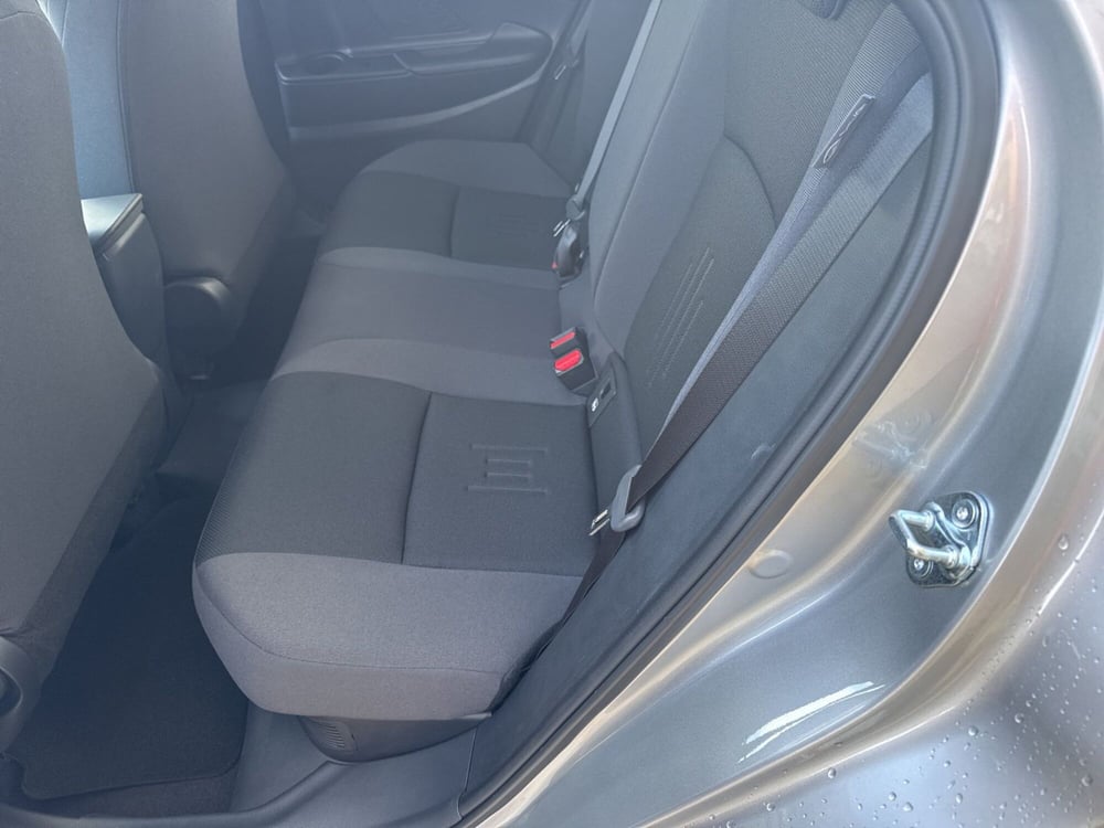 Toyota Toyota C-HR nuova a Ferrara (8)