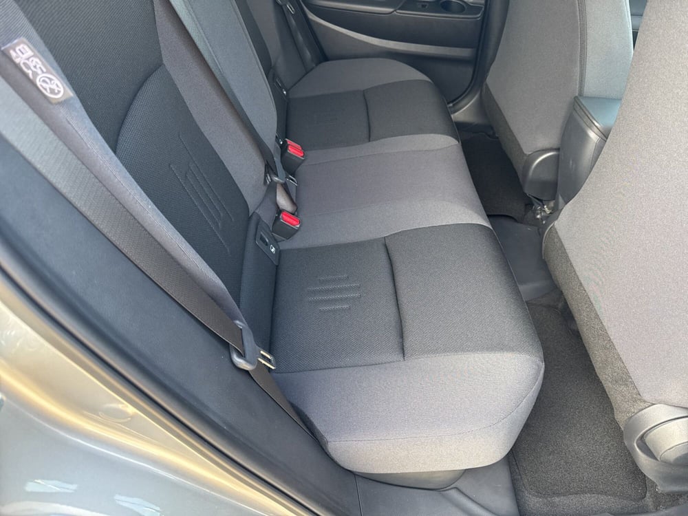 Toyota Toyota C-HR nuova a Ferrara (9)