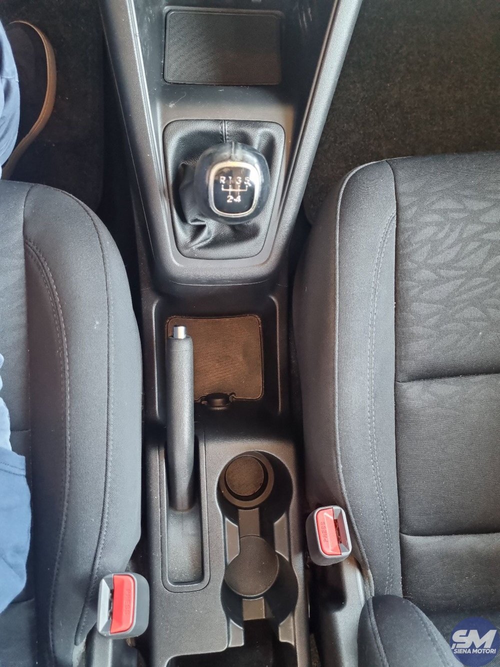 Hyundai ix20 usata a Siena (9)