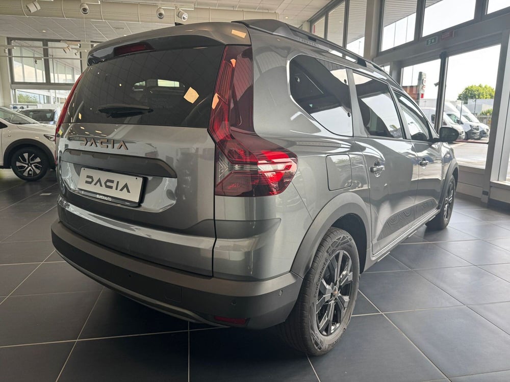Dacia Jogger nuova a Pavia (5)