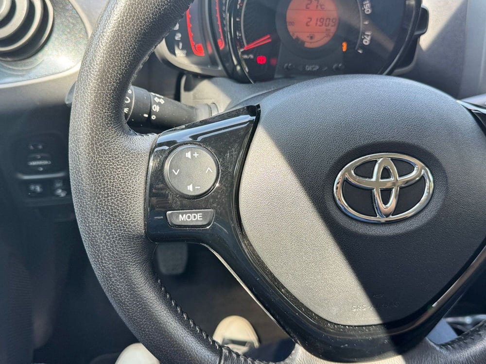 Toyota Aygo usata a Pavia (12)