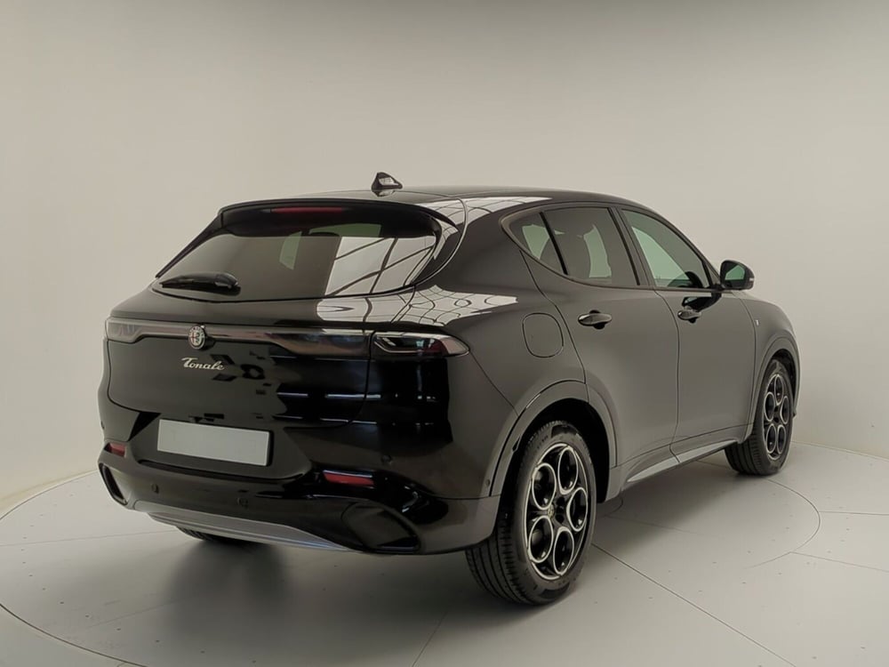 Alfa Romeo Tonale usata a Avellino (7)