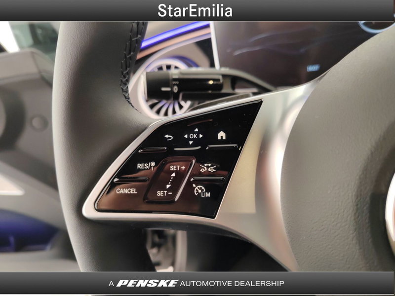 Mercedes-Benz EQE nuova a Bologna (12)