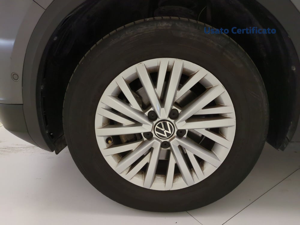 Volkswagen T-Roc usata a Avellino (9)
