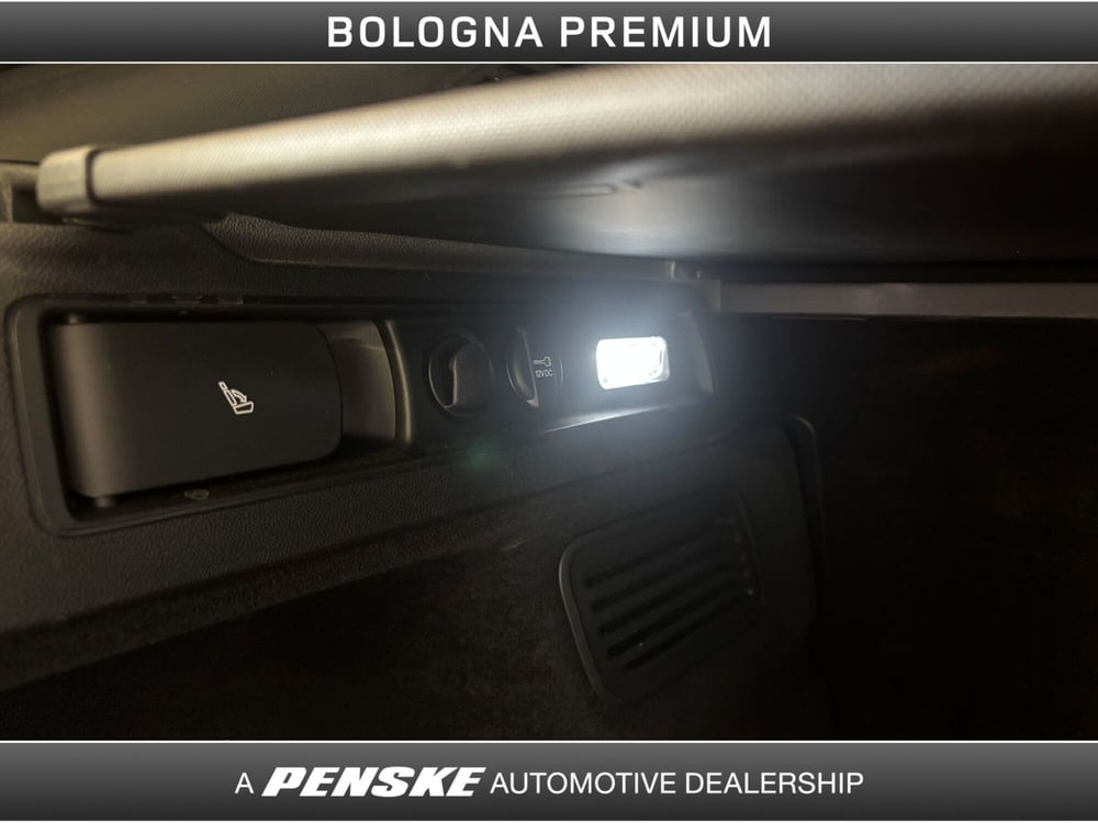 Alfa Romeo Stelvio usata a Bologna (14)