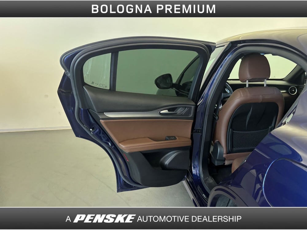 Alfa Romeo Stelvio usata a Bologna (15)