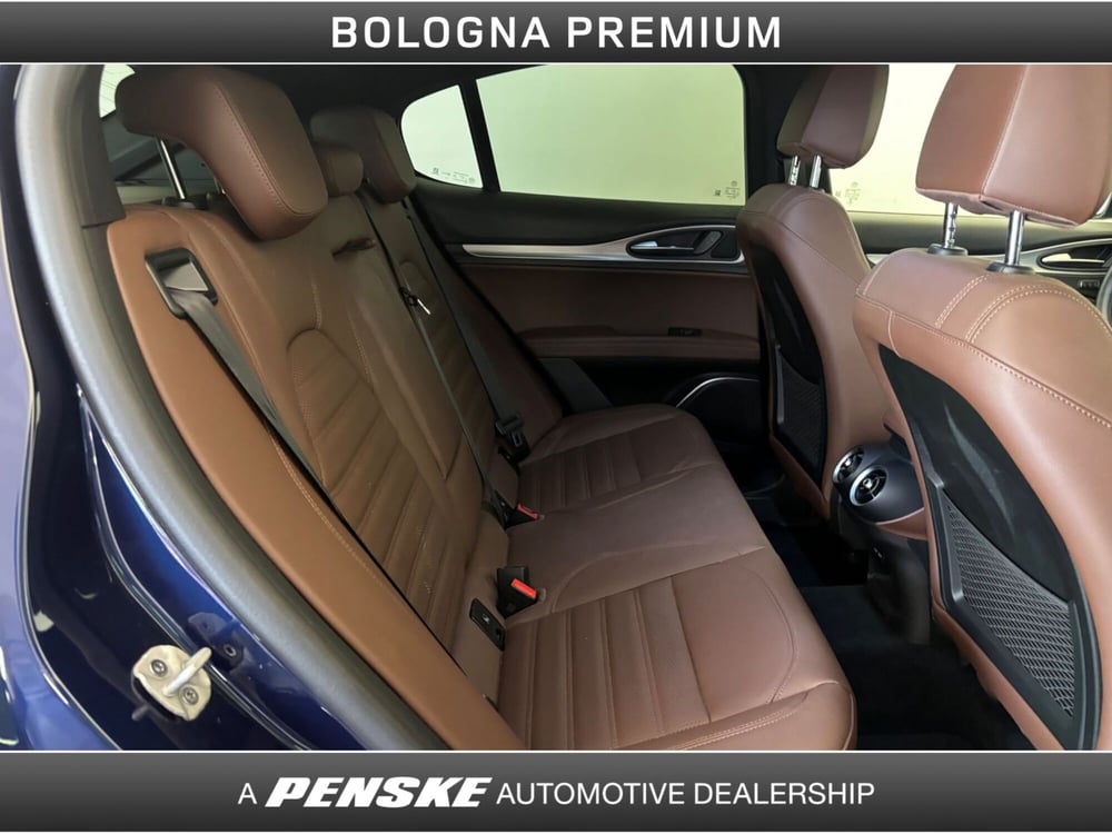 Alfa Romeo Stelvio usata a Bologna (4)