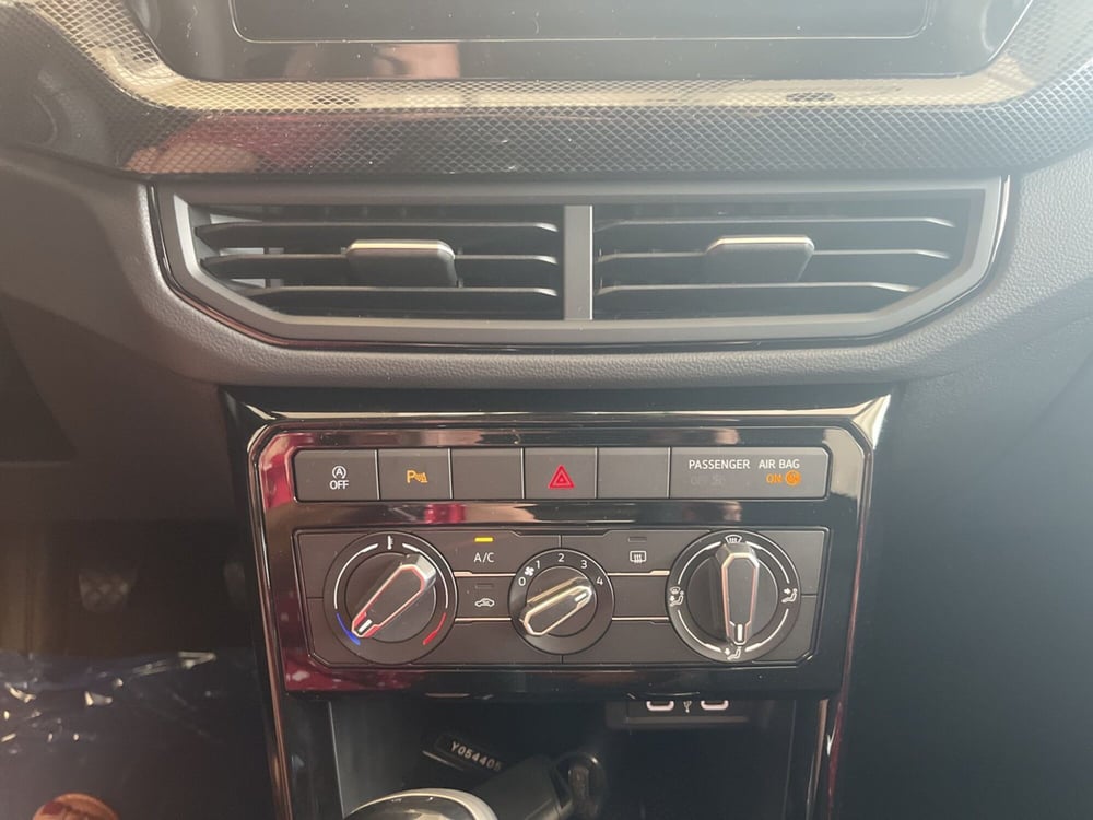Volkswagen T-Cross nuova a Salerno (14)