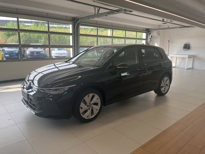 Volkswagen Golf 1.5 tsi Life 115cv nuova a Salerno