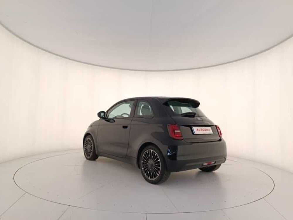 Fiat 500e usata a Treviso (4)