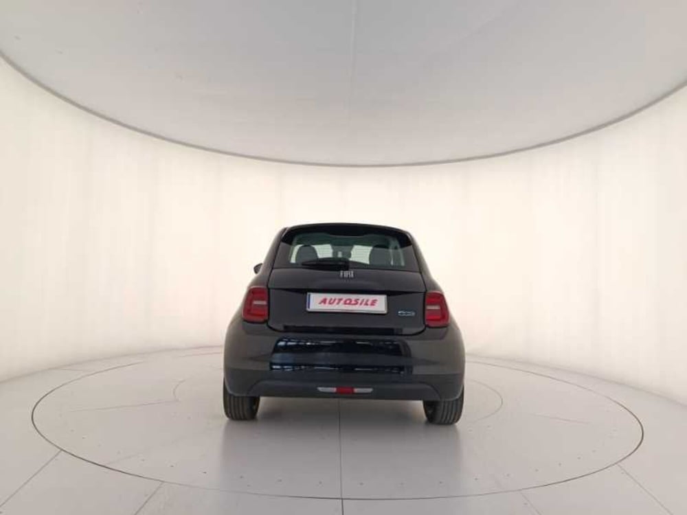 Fiat 500e usata a Treviso (5)