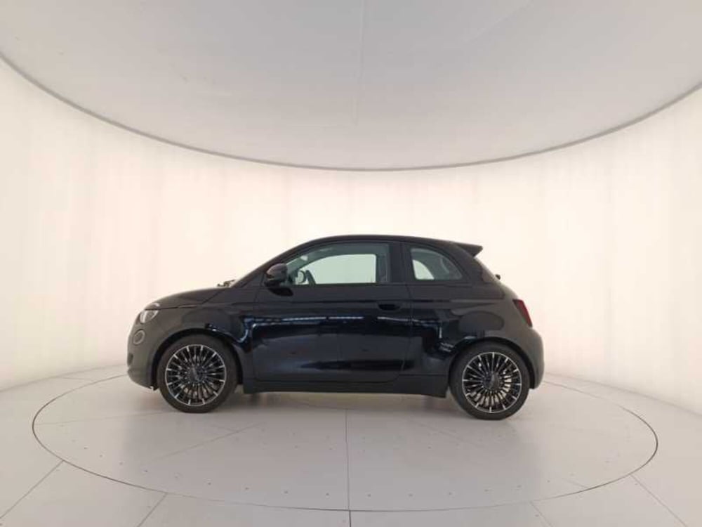 Fiat 500e usata a Treviso (8)