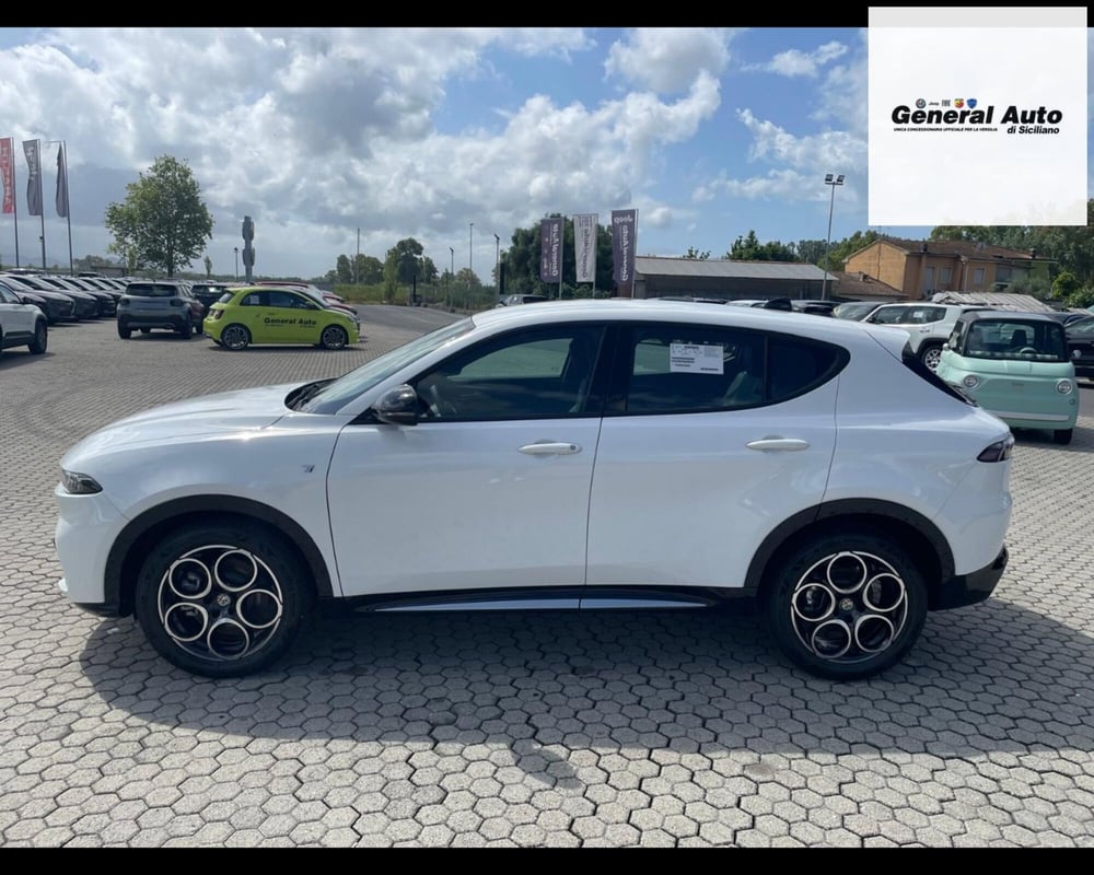 Alfa Romeo Tonale nuova a Lucca (4)