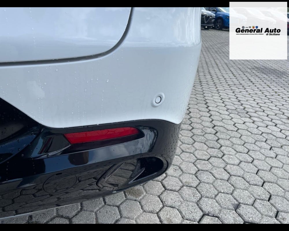 Alfa Romeo Tonale nuova a Lucca (9)