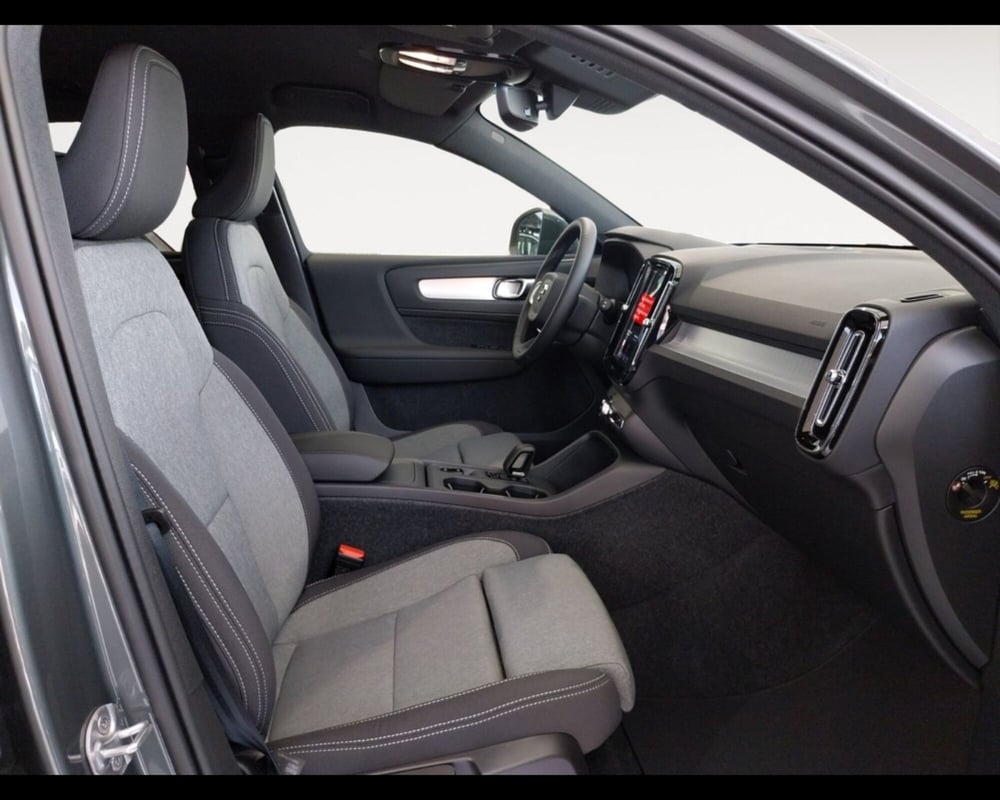 Volvo XC40 nuova a Bologna (15)