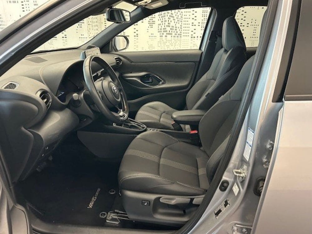 Toyota Yaris Cross usata a Bergamo (11)