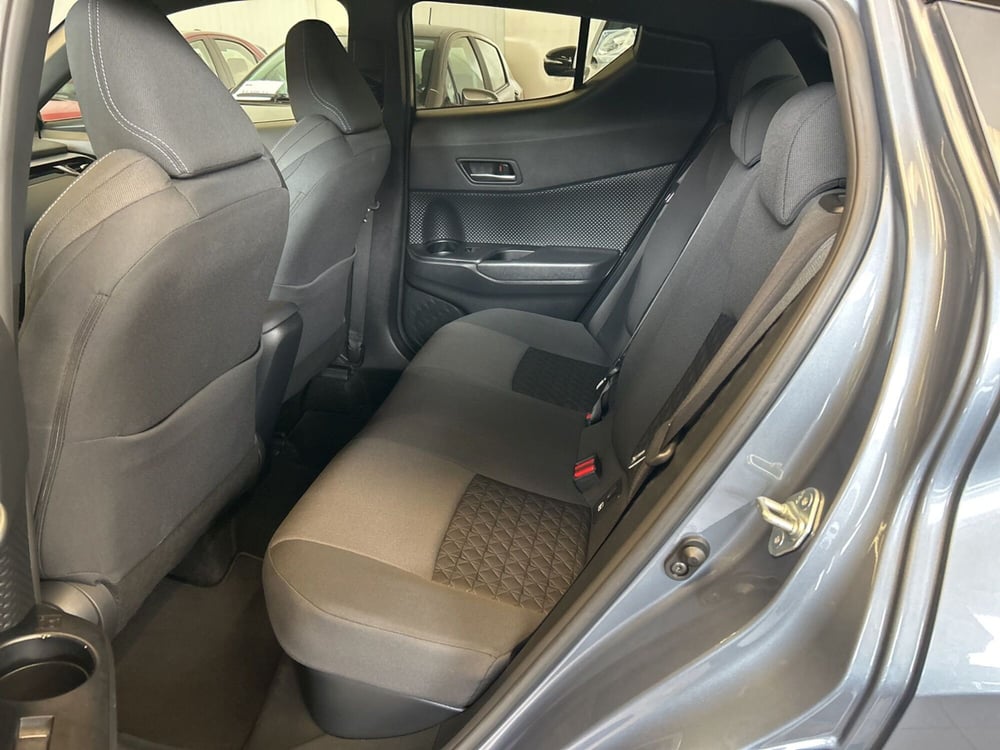 Toyota Toyota C-HR usata a Bergamo (17)
