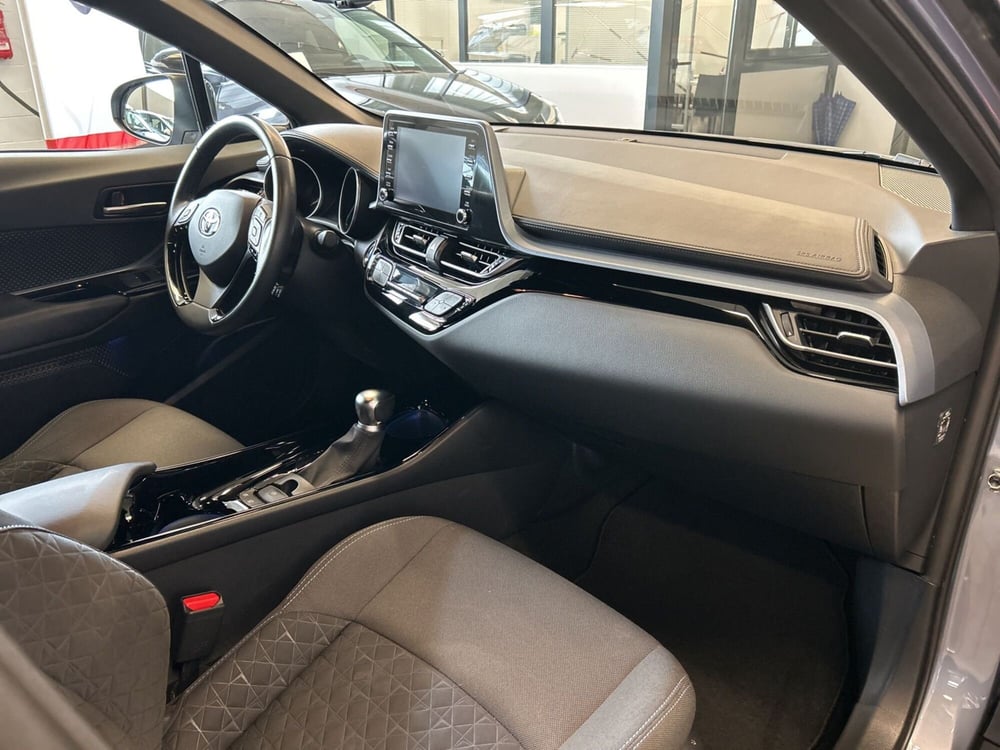 Toyota Toyota C-HR usata a Bergamo (6)