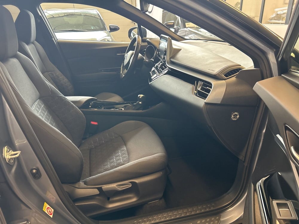 Toyota Toyota C-HR usata a Bergamo (7)