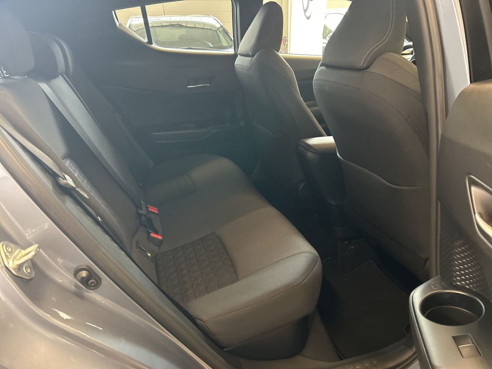 Toyota Toyota C-HR usata a Bergamo (8)