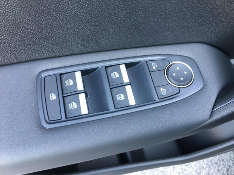 Renault Captur nuova a Cuneo (10)