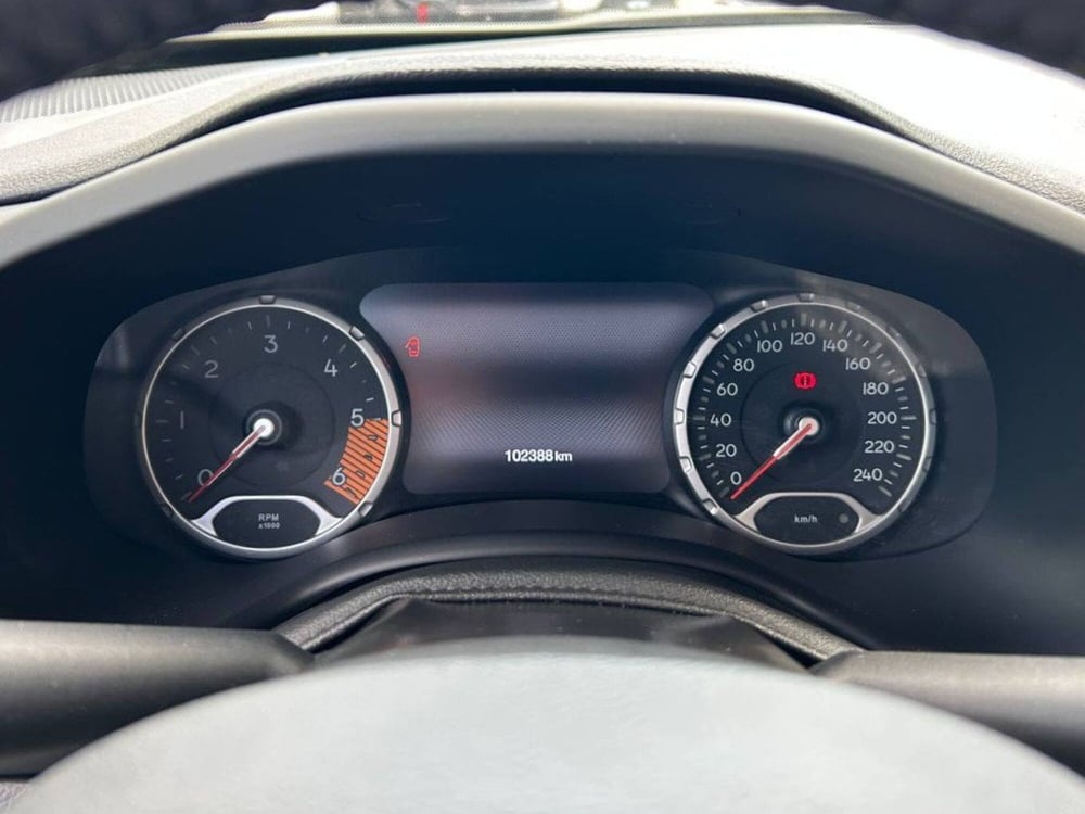 Jeep Renegade usata a Ancona (15)