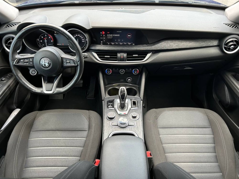 Alfa Romeo Stelvio usata a Ancona (13)