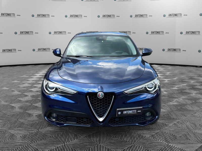 Alfa Romeo Stelvio usata a Ancona (2)