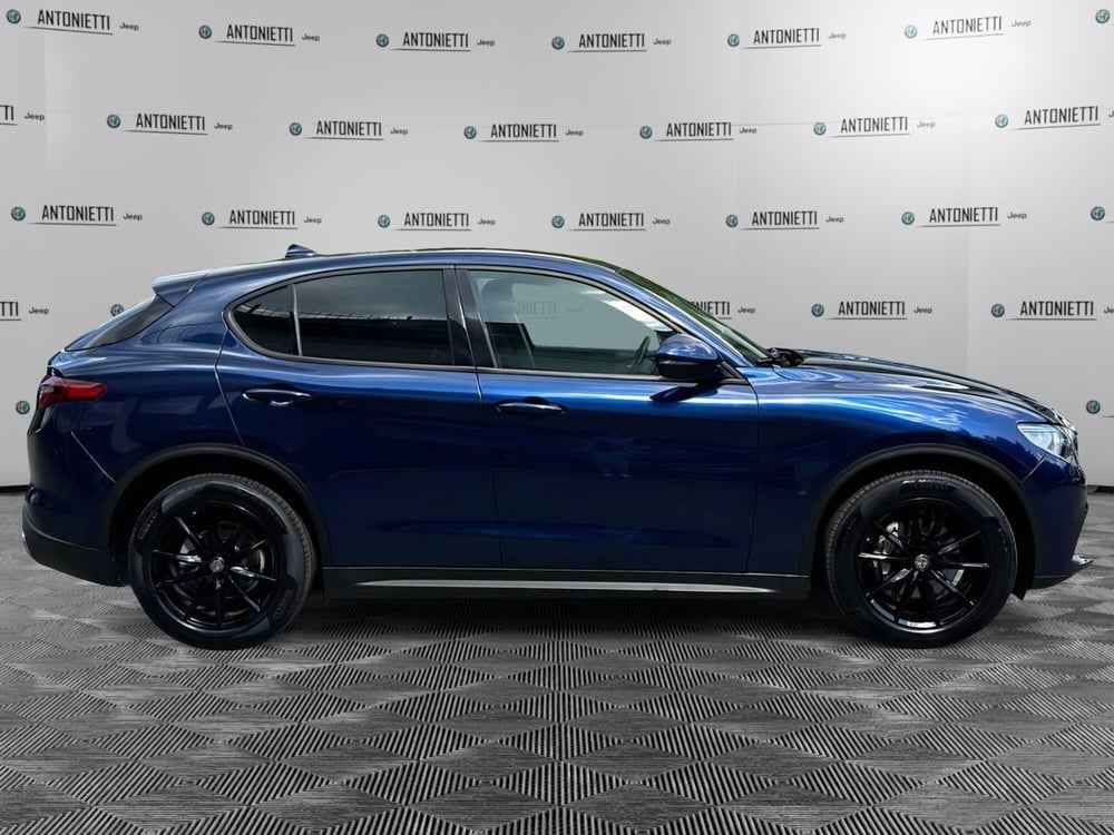 Alfa Romeo Stelvio usata a Ancona (4)