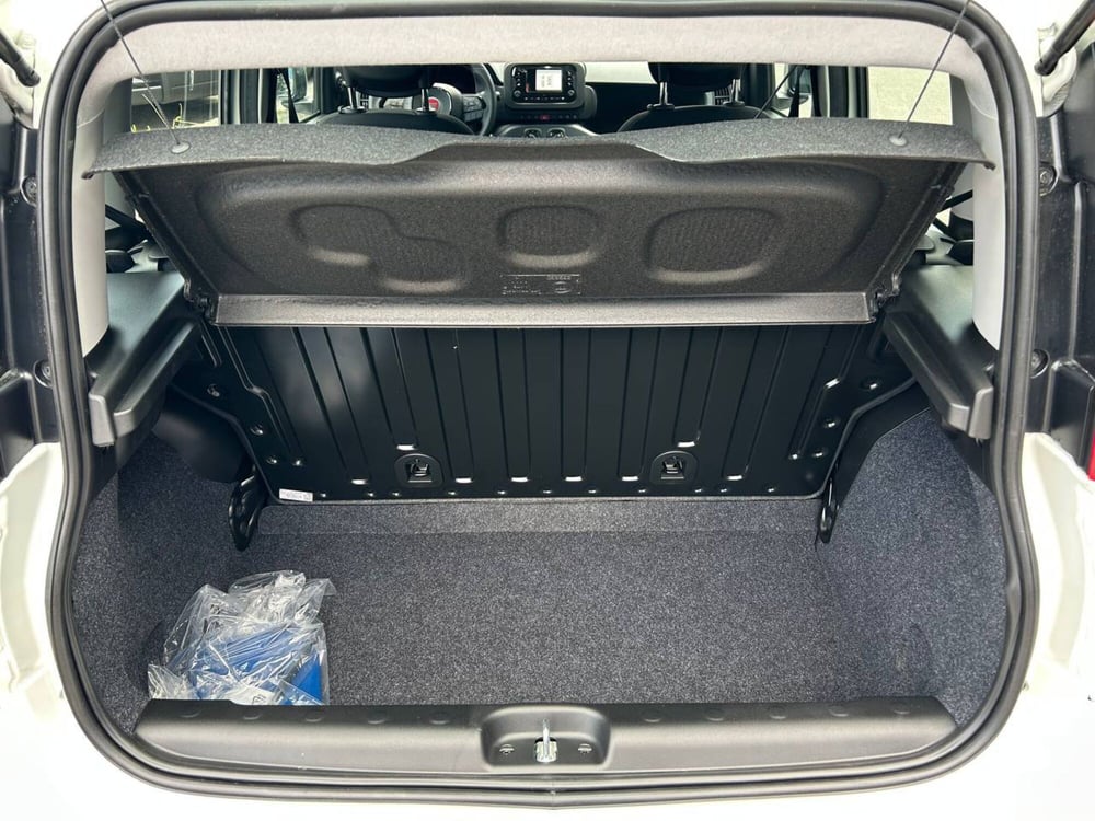 Fiat Panda Cross nuova a Ancona (17)