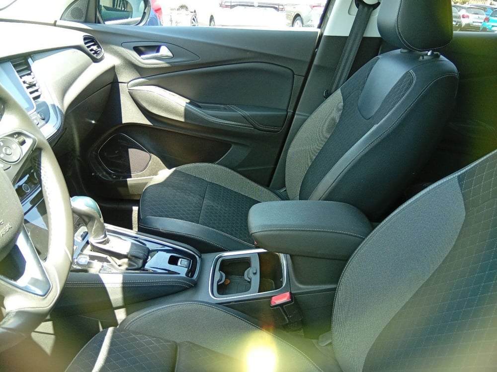 Opel Grandland X usata a Catania (10)