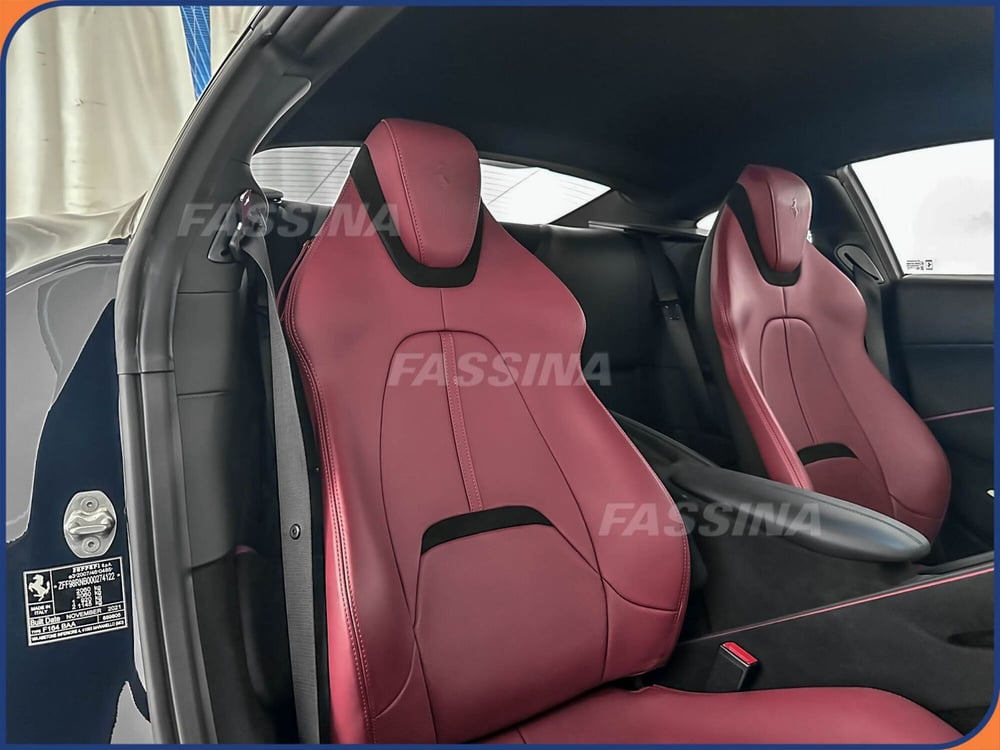 Ferrari Roma Coupé usata a Milano (14)