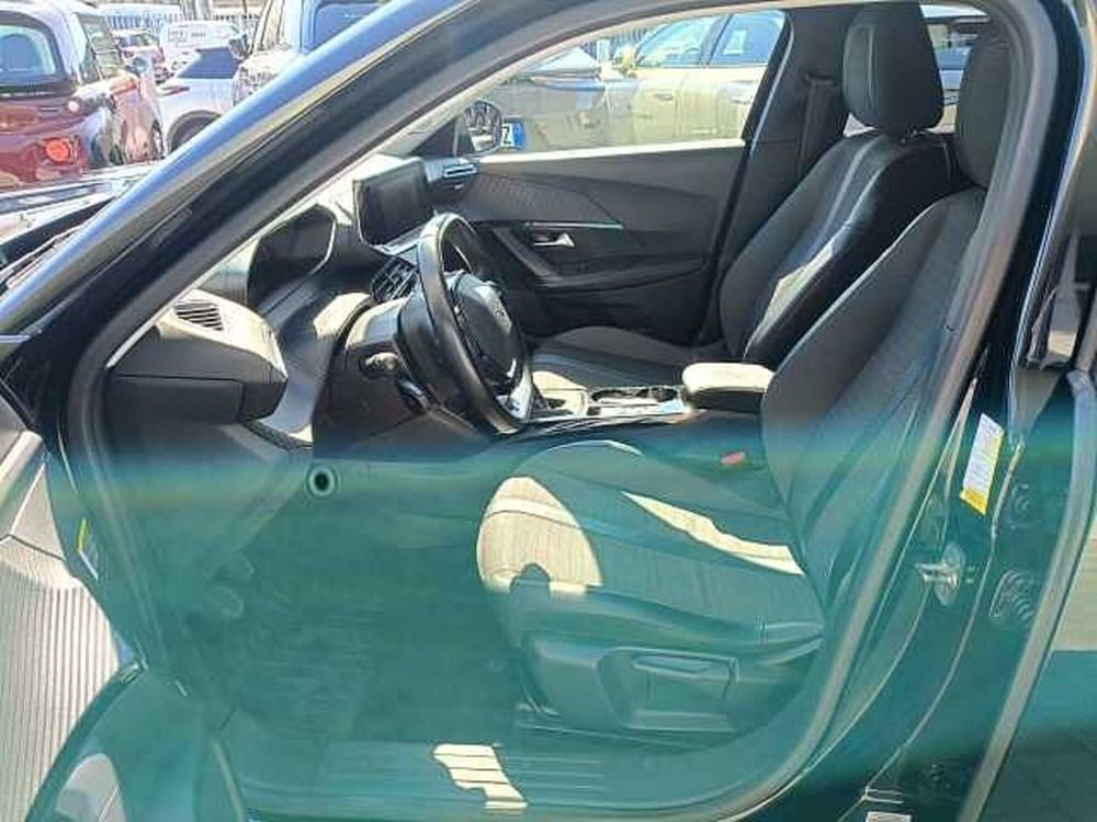 Peugeot 2008 usata a Milano (10)