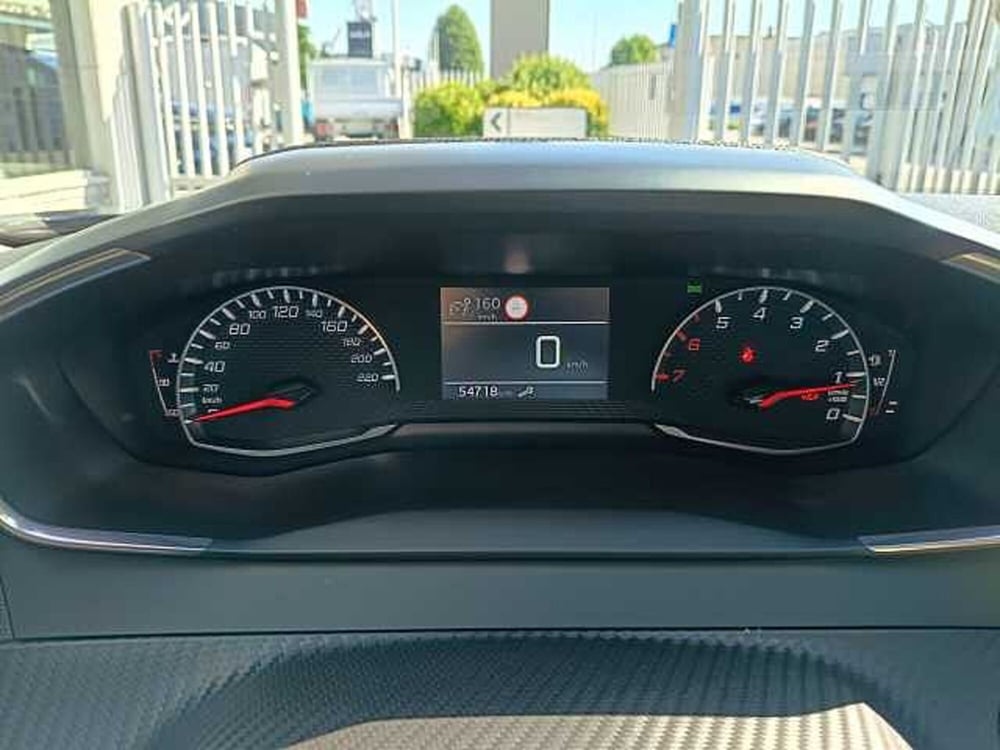 Peugeot 2008 usata a Milano (15)
