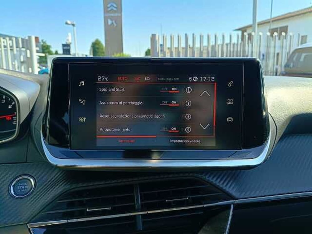 Peugeot 2008 usata a Milano (19)