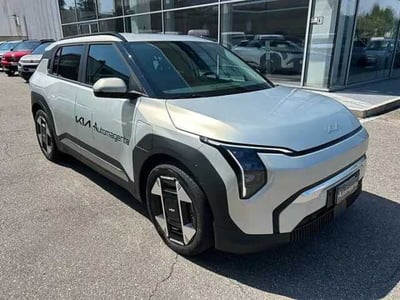 Kia EV3 81,4 kWh Earth del 2024 usata a Magenta