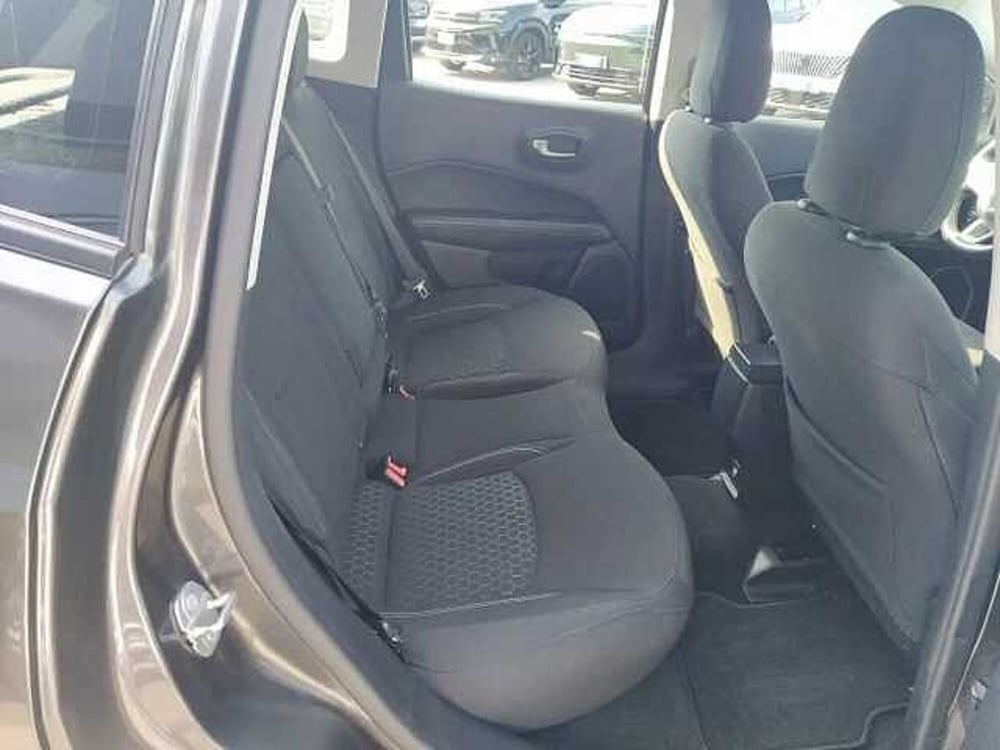 Jeep Compass usata a Milano (11)