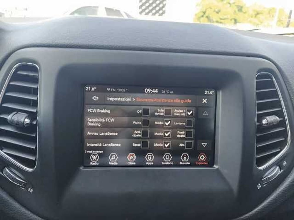 Jeep Compass usata a Milano (18)