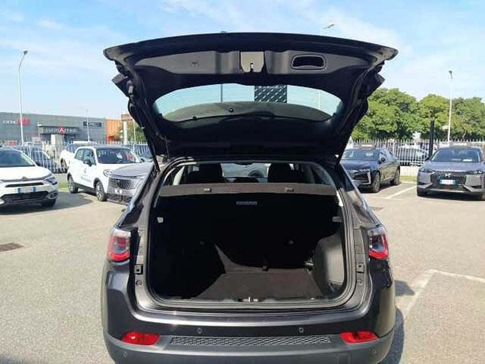 Jeep Compass usata a Milano (7)