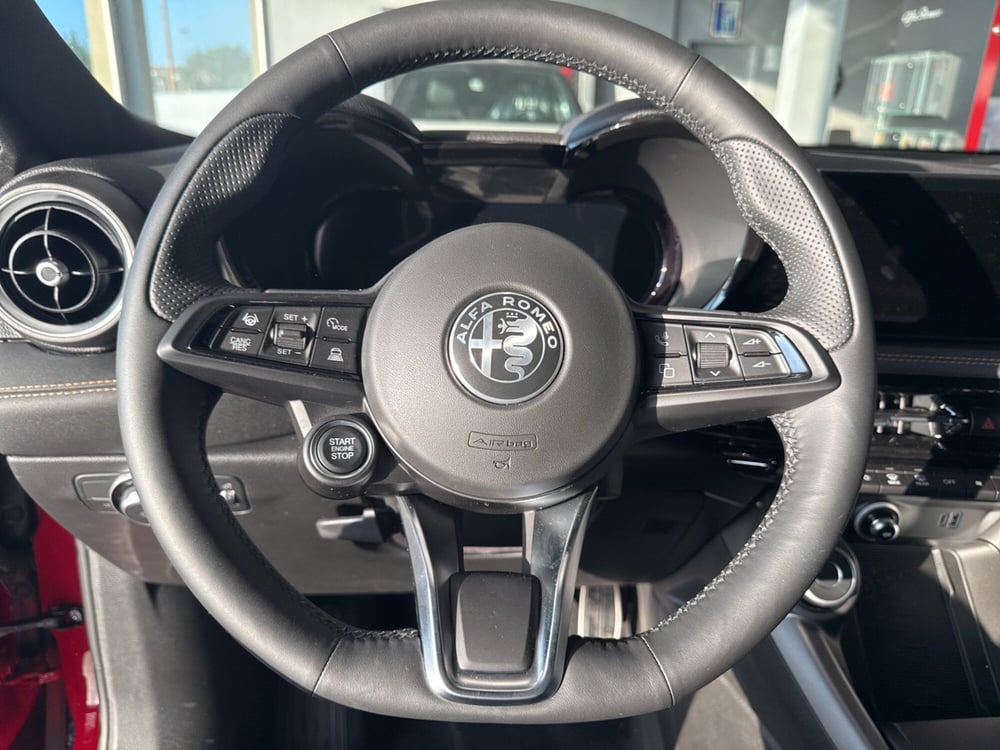 Alfa Romeo Tonale nuova a Palermo (10)