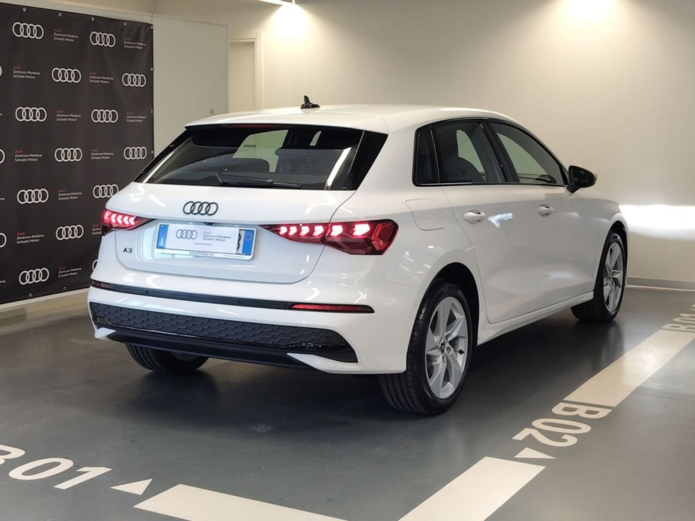 Audi A3 Sportback nuova a Modena (4)