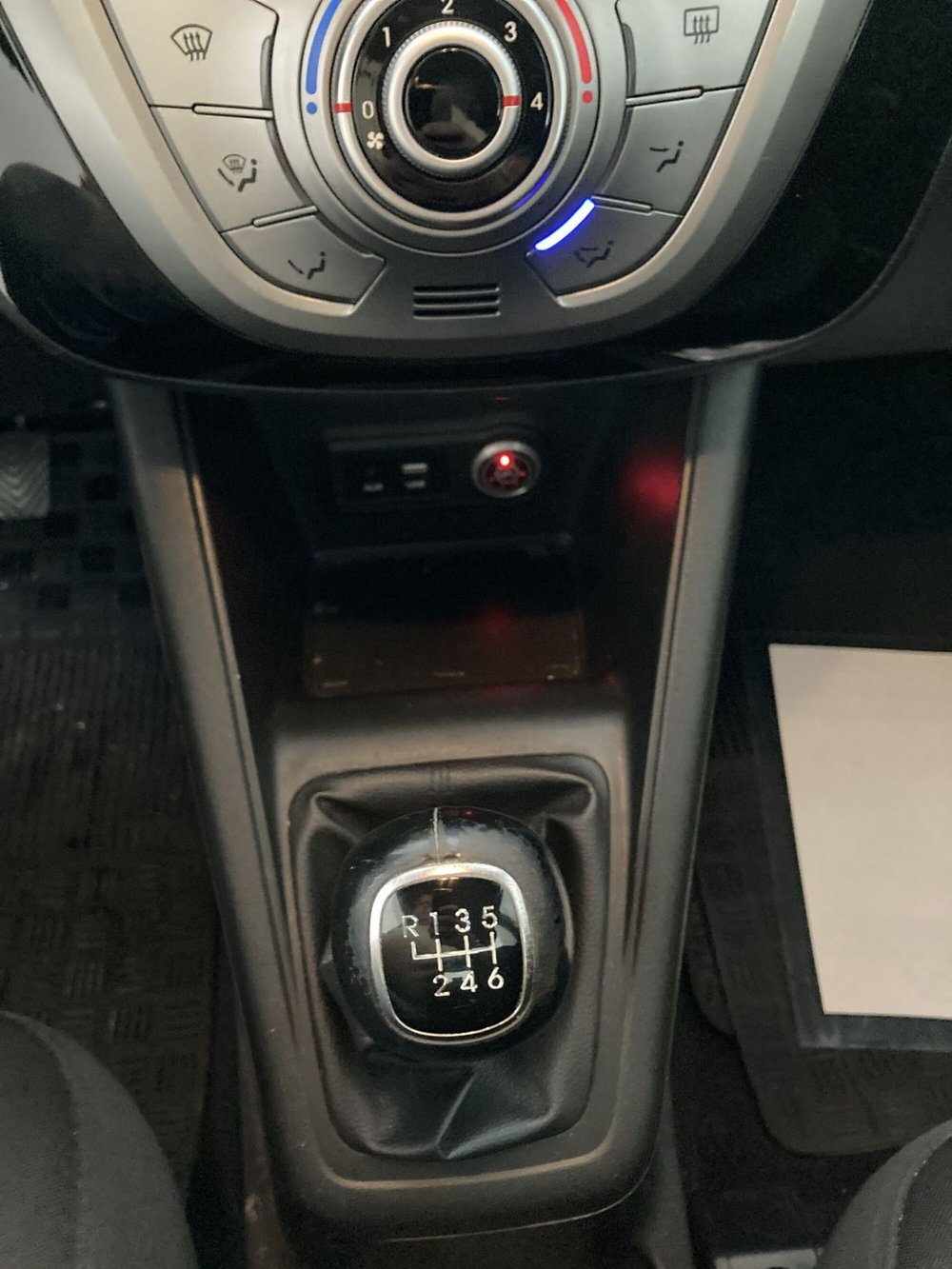 Hyundai i20 usata a Barletta-Andria-Trani (13)