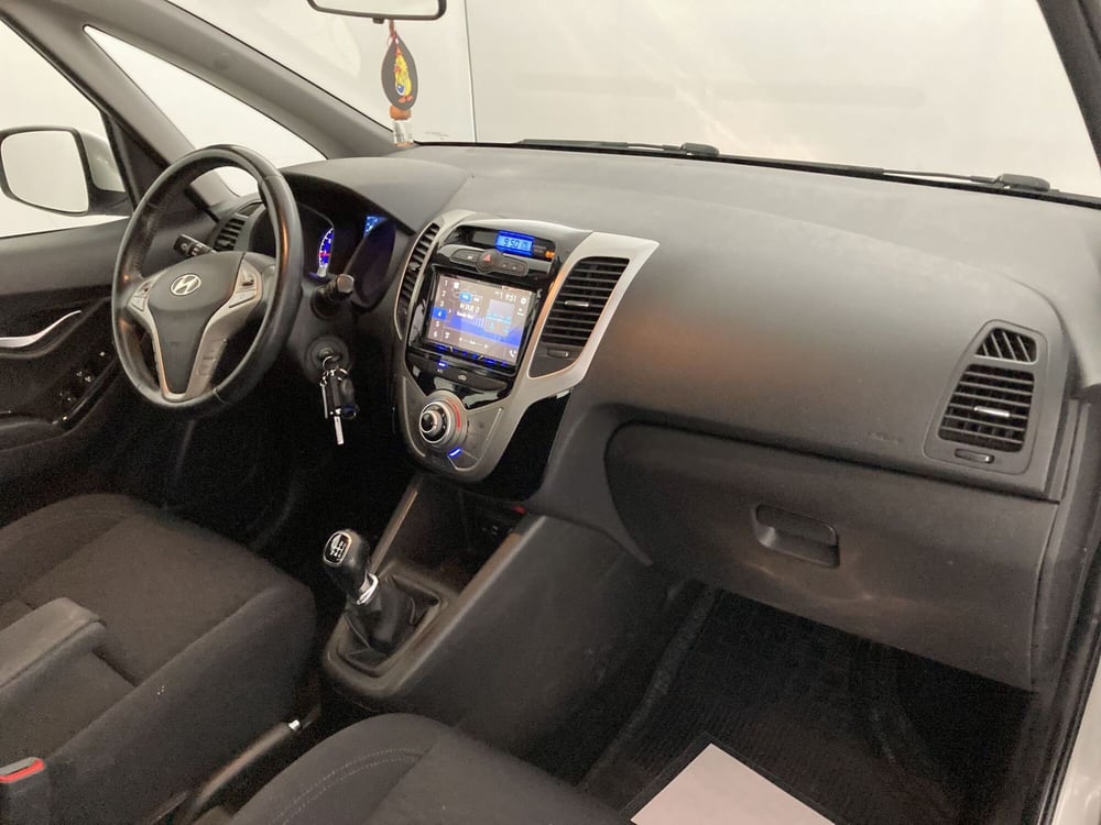 Hyundai i20 usata a Barletta-Andria-Trani (15)
